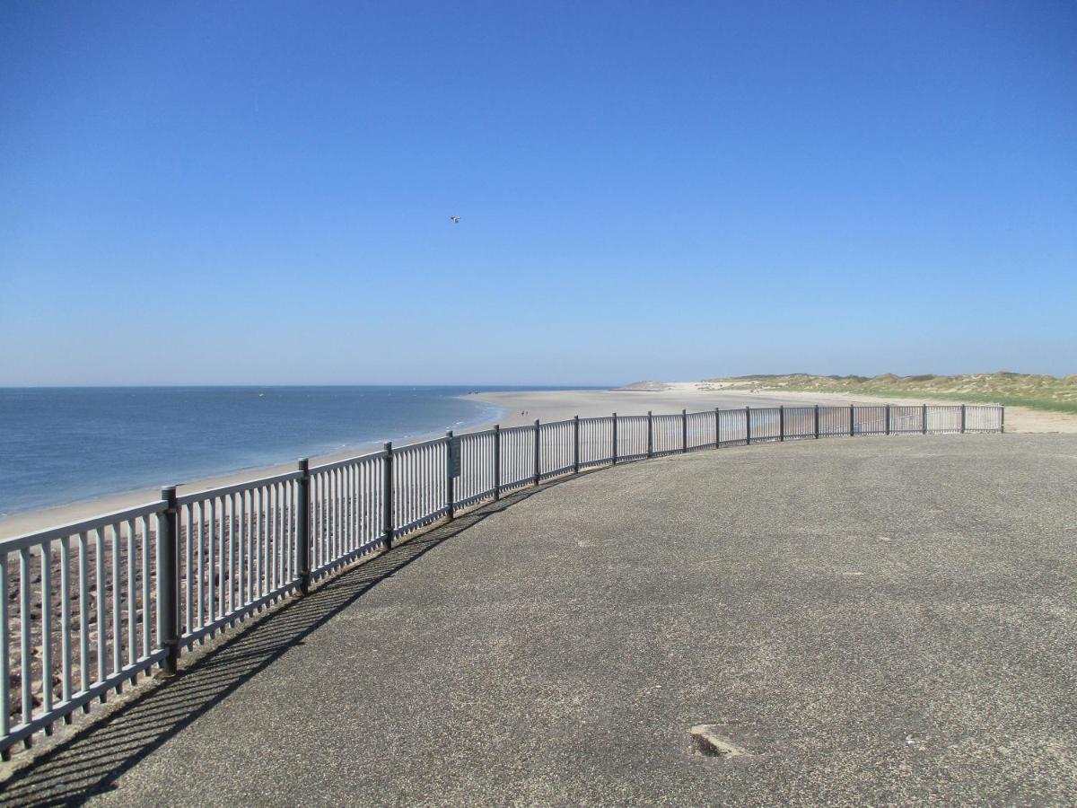 Comfortabel Vakantiehuis Aan Zee En Meer ! Kamperland Exterior foto